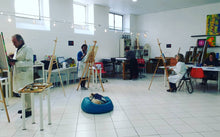 Carregar imagem no visualizador da galeria, Aulas presenciais de Desenho e Pintura - Galerias Via Veneto na Av. João XXI