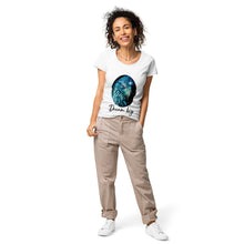 Carregar imagem no visualizador da galeria, Blue Fenix T-shirt básica de tecido orgânico feminina