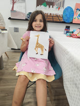 Carregar imagem no visualizador da galeria, Aulas presenciais de Desenho e Pintura - Galerias Via Veneto na Av. João XXI
